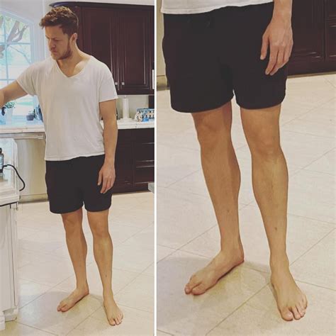 dan reynolds barefoot